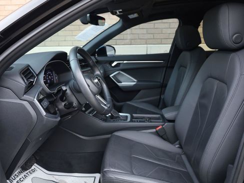 Used 2020 Audi Q3 2.0T Premium Plus AWD/4WD image 14