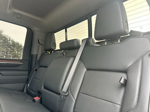 Used 2025 GMC Sierra 2500 Denali w/ Denali Reserve Package image 18