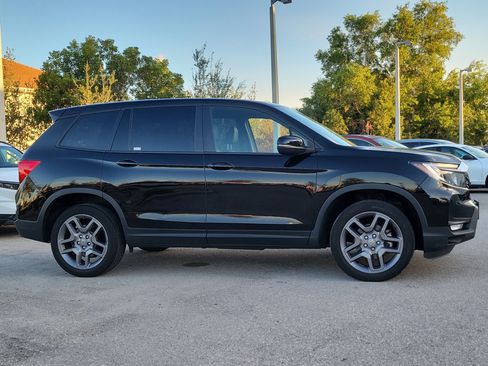 Used 2023 Honda Passport EX-L image 3