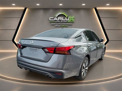 Used 2019 Nissan Altima 2.5 SL FWD image 6
