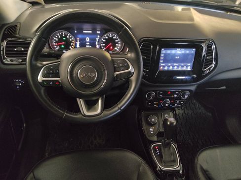 Used 2018 Jeep Compass Latitude w/ Popular Equipment Group AWD/4WD image 22
