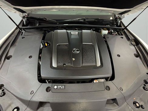 Used 2022 Lexus LS 500 AWD w/ Luxury Package image 9