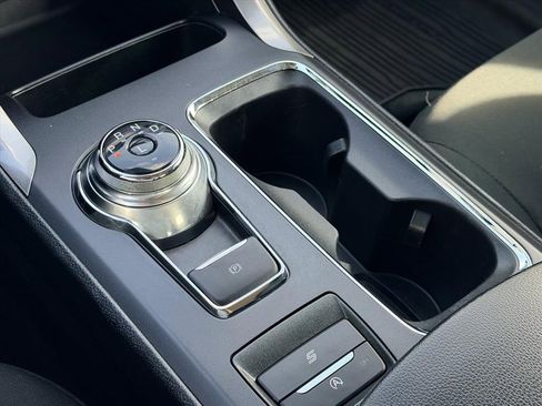 Used 2020 Ford Fusion SE image 15