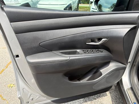 Certified 2025 Hyundai Tucson SEL AWD/4WD image 11