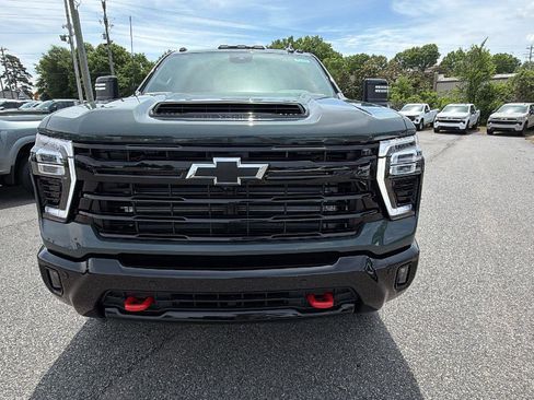 New 2026 Chevrolet Silverado 2500 LT w/ Trail Boss Package AWD/4WD image 2