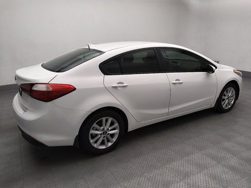 Used 2017 Kia Forte LX w/ LX Popular Package FWD image 10