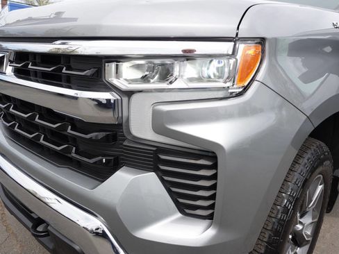 Used 2024 Chevrolet Silverado 1500 LT image 57