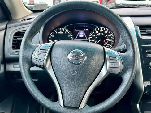 Used 2015 Nissan Altima 2.5 S w/ Special Edition Package image 18
