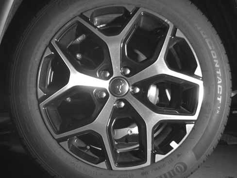 Used 2025 Jeep Compass Limited image 13