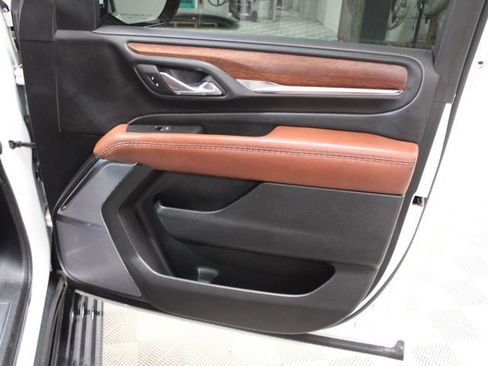 Used 2023 GMC Yukon Denali Ultimate image 26