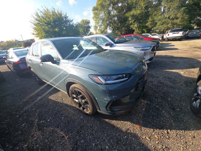 Used 2024 Honda HR-V Sport image 3