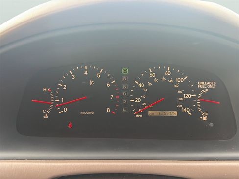 Used 2000 Lexus ES 330 FWD image 23