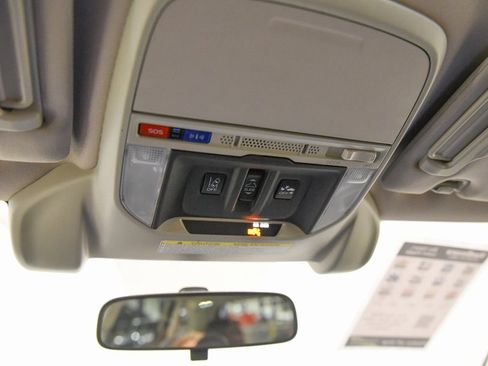 Used 2020 Subaru Forester Limited image 25