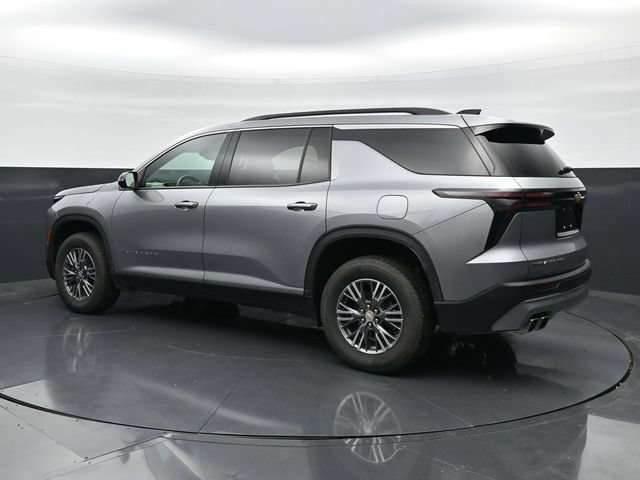 Used 2025 Chevrolet Traverse LT AWD/4WD image 7