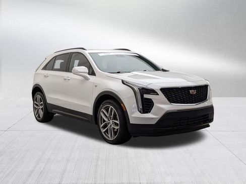 Certified 2023 Cadillac XT4 Sport w/ Cold Weather Package AWD/4WD image 3