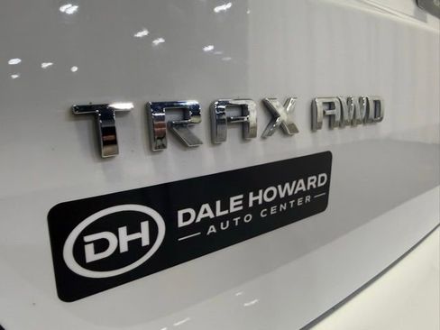 Used 2018 Chevrolet Trax LT w/ LT Convenience Package image 29