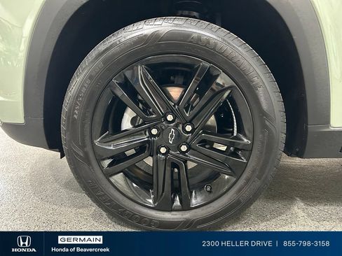 Used 2025 Chevrolet Trax ACTIV w/ Driver Confidence Package FWD image 13