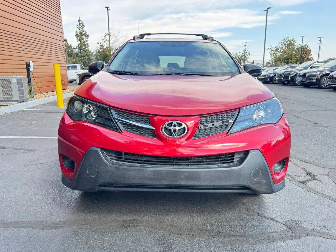 Used 2013 Toyota RAV4 LE AWD/4WD image 8