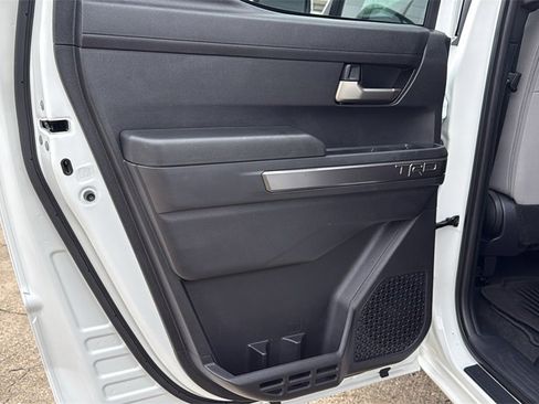 Certified 2025 Toyota Tacoma TRD Sport image 15