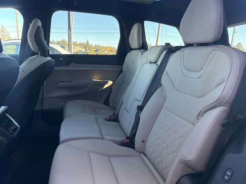 New 2025 Volvo EX90 Ultra image 11