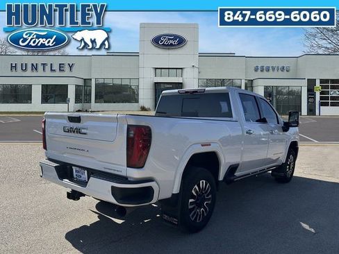 Used 2024 GMC Sierra 3500 Denali Ultimate image 5