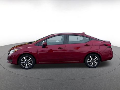 Used 2025 Nissan Versa SV FWD image 8