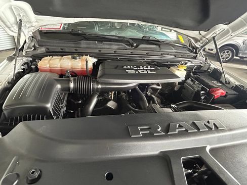 Used 2021 RAM 1500 Laramie AWD/4WD image 37