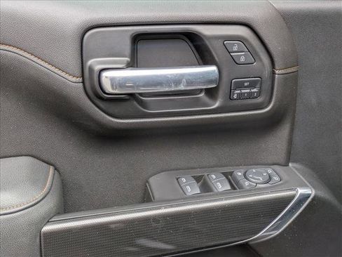 Used 2021 GMC Sierra 1500 AT4 w/ AT4 Value Package image 12