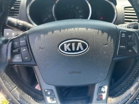 Used 2011 Kia Sorento EX w/ Premium Pkg FWD image 16