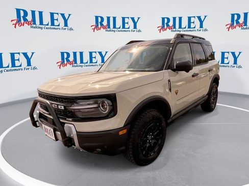 New 2025 Ford Bronco Sport Badlands w/ Sasquatch Badlands Package image 1