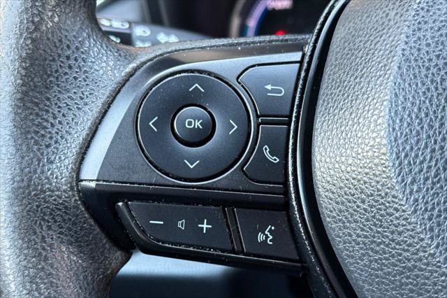 Certified 2023 Toyota RAV4 LE AWD/4WD image 24