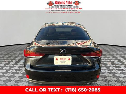 Used 2019 Lexus IS 300 F Sport image 5