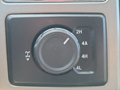 Used 2015 Ford F150 Lariat AWD/4WD image 22