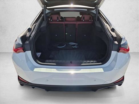 Used 2023 BMW i4 eDrive40 RWD image 6