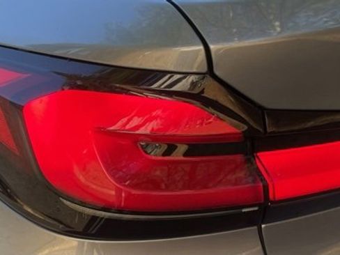 Used 2021 BMW 530i w/ Convenience Package image 9