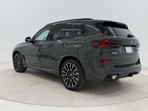 New 2026 BMW X5 xDrive50e AWD/4WD image 3