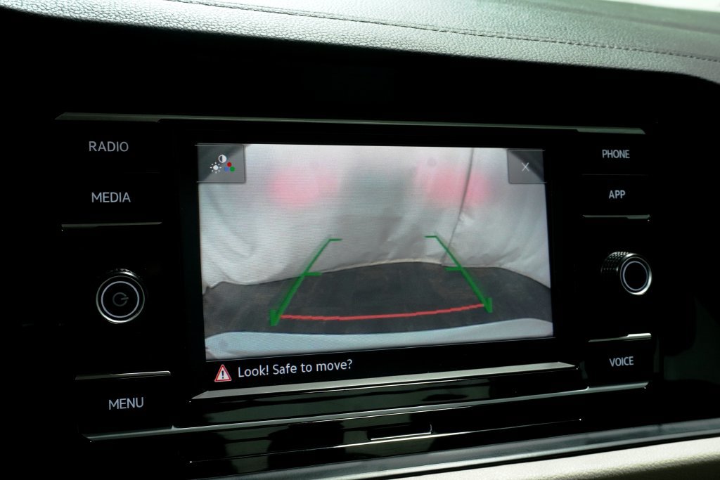 Used 2023 Volkswagen Jetta SE FWD image 20