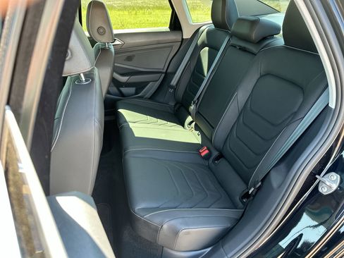 Used 2024 Volkswagen Jetta SEL image 23