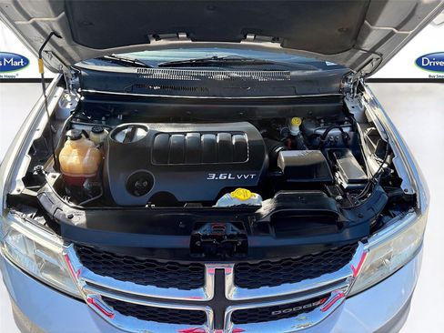 Used 2013 Dodge Journey SXT w/ Flexible Seating Group image 21