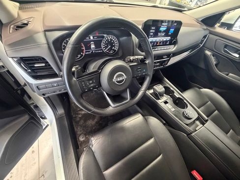 Used 2023 Nissan Rogue SL AWD/4WD image 18