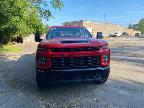 Used 2021 Chevrolet Silverado 2500 Custom w/ Custom Convenience Package AWD/4WD image 8