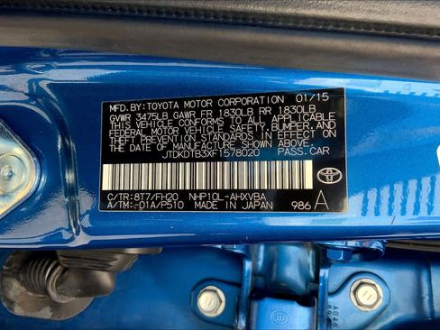 Used 2015 Toyota Prius C Two image 32