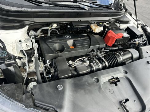 Certified 2022 Acura RDX FWD w/ Technology Package image 9