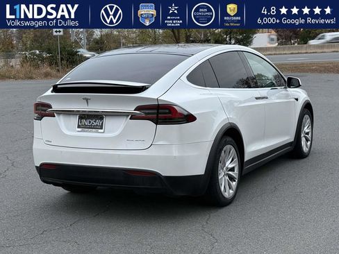 Used 2020 Tesla Model X Long Range image 7