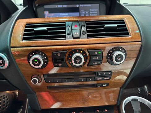 Used 2008 BMW M6 Convertible RWD image 21