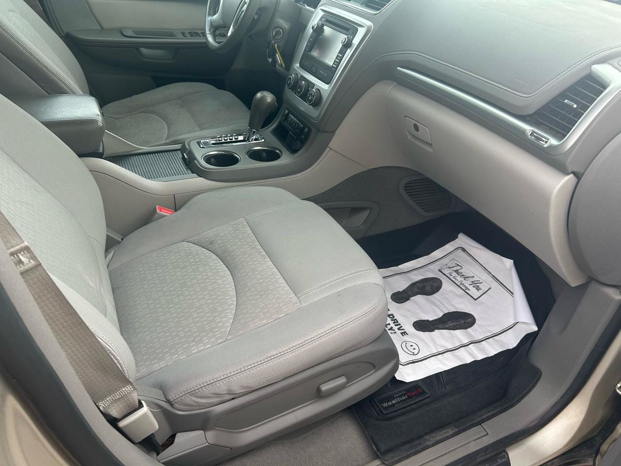 Used 2015 GMC Acadia SLE FWD image 12