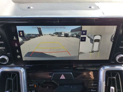 Used 2023 Kia Sorento SX Prestige image 33