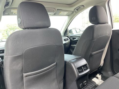 Used 2018 Chevrolet Equinox LT w/ Sun & Infotainment Package FWD image 20