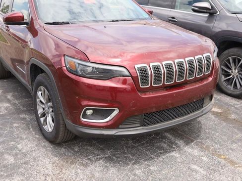Used 2020 Jeep Cherokee Latitude Plus AWD/4WD image 5