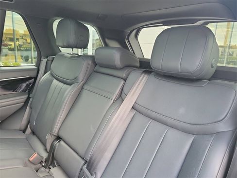 Used 2023 Land Rover Range Rover SE image 15